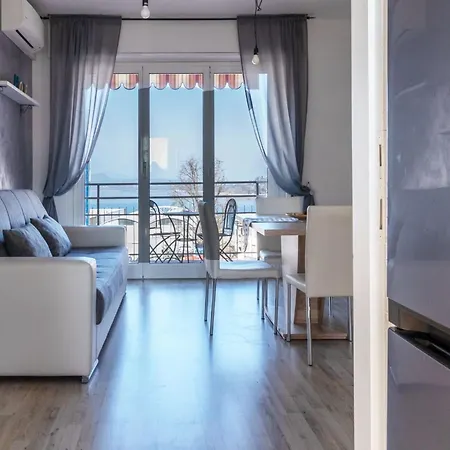 Apartment 'il Girasole' Seeblick By Interhome Castelletto sopra Ticino