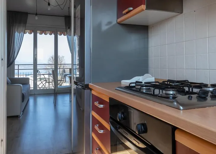 'il Girasole' Seeblick By Interhome